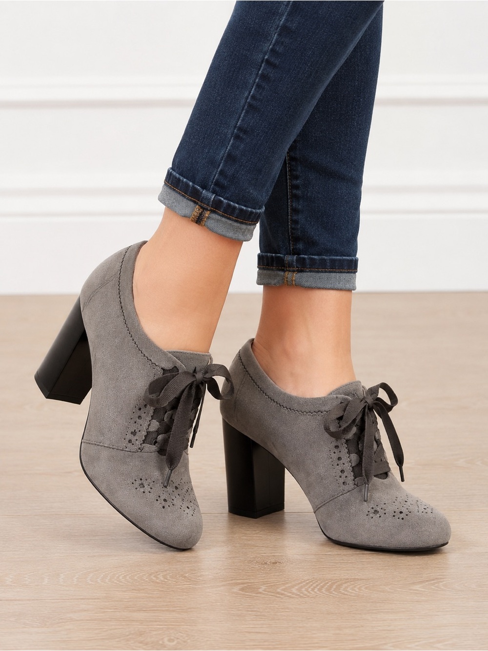 Adrienne Vittadini Gray Suede Oxford Block Heel Lace-Up Pumps Ribbon Tie Size7.5